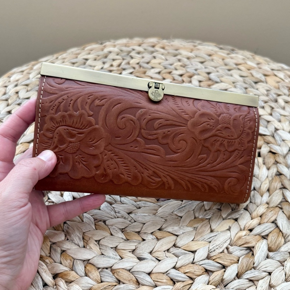 Patricia Nash genuine tooled leather wallet